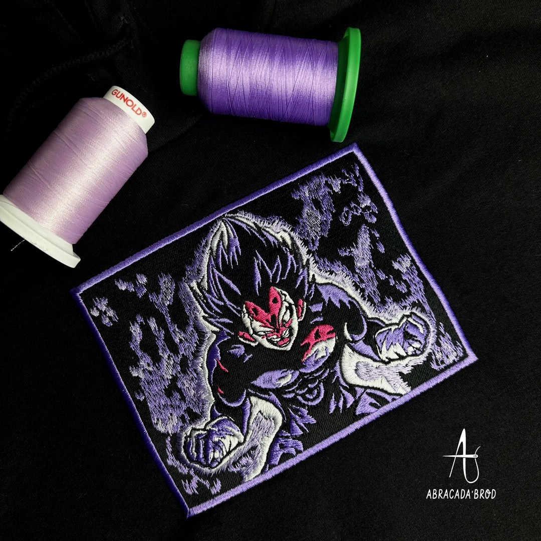 Vegeta Box | Dragon Ball Z | T-Shirt Oversize Brodé